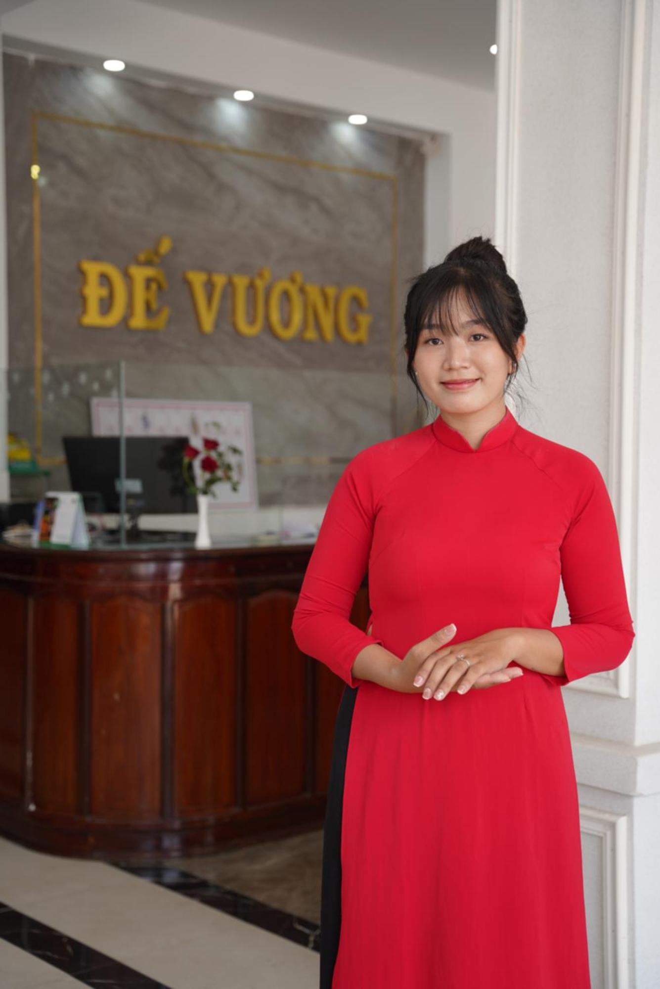 Отель Khach San De Vuong Cao Lanh Экстерьер фото